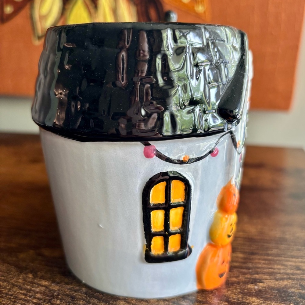 Halloween| Boutique Fall Handmade Ceramic Haunted House Boo! Mug Brand NEW! - Picture 2 of 7